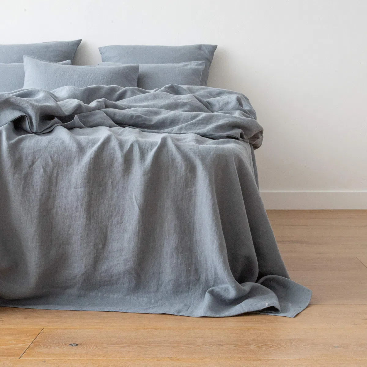 LinenMe Leinen Bettwäsche Schiefer Blau 180x275 cm - Bettlaken ohne Gummizug - Leintuch 100% Leinen, Hergestellt in Litauen