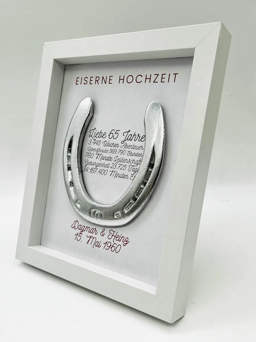 Generisch Geschenk zur eiserne Hochzeit, Eiserne Hochzeit, Wandbild 65 Jahre Ehe, personalisiertes getragenes Hufeisen (Hellbrau)