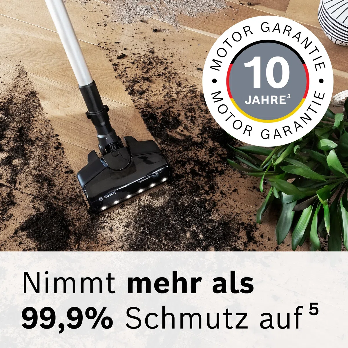 Bosch Akku-Staubsauger Unlimited 7 BSS711W, kabelloser Handstaubsauger, beutellos, Wechselakku, Knickrohr, Hygiene-Filter, 10 Jahre Motorgarantie, XXL-Polsterdüse, LED-Beleuchtung, Turbostufe, weiß