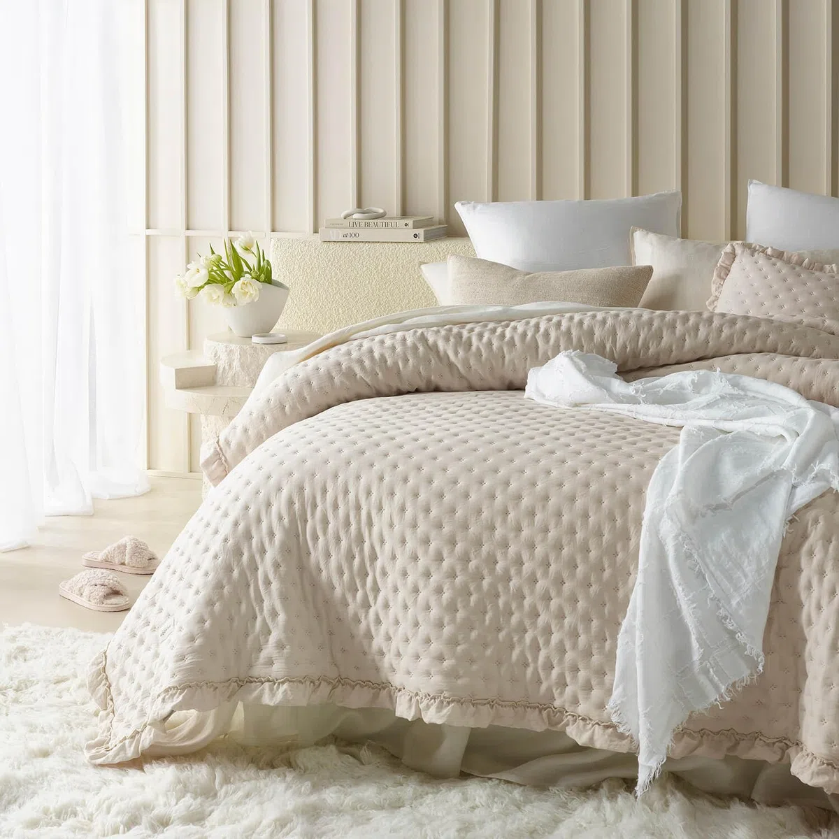Molly Elegante Tagesdecke 200 x 220 cm Creme Bettüberwurf Sofaüberwurf Steppdecke