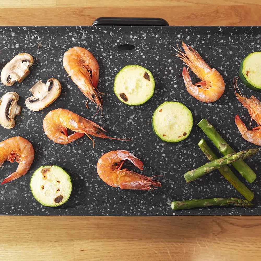Cecotec Plancha de Asar Eléctrica Tasty&Grill 3000 RockWater XL. 2400 W, Gran superficie 70x22cm, Revestimiento Piedra RockStone, Antiadherente, Termostato Regulable