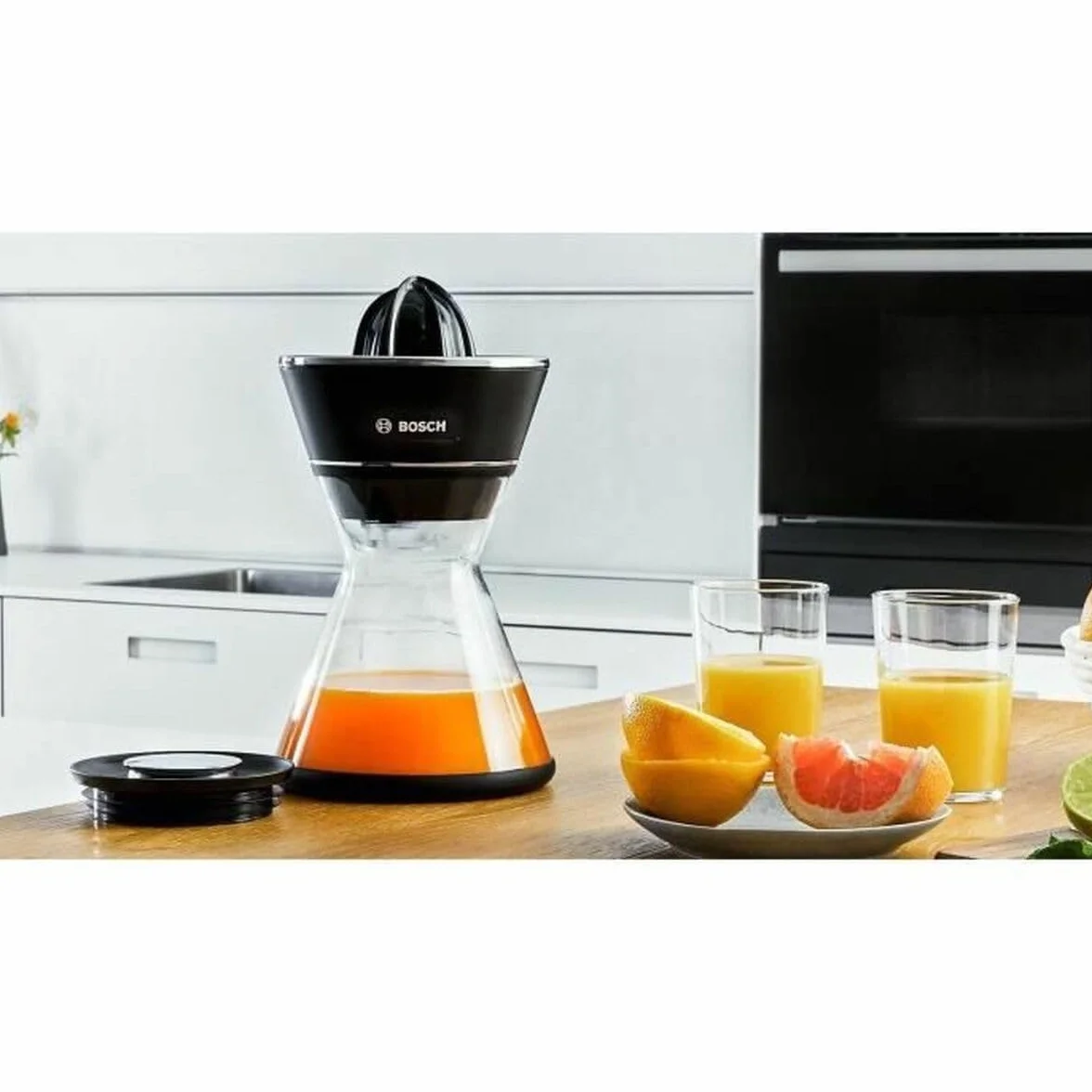 Bosch Zitruspresse VitaStyle Citro MCP72GPB, Universal-Presskegel für kleine und große Früchte, 2-in-1 Entsafter und Zitruspresse, 1,0l Glas-Karaffe, BPA-frei, spülmaschinengeeignete Teile, 40 W