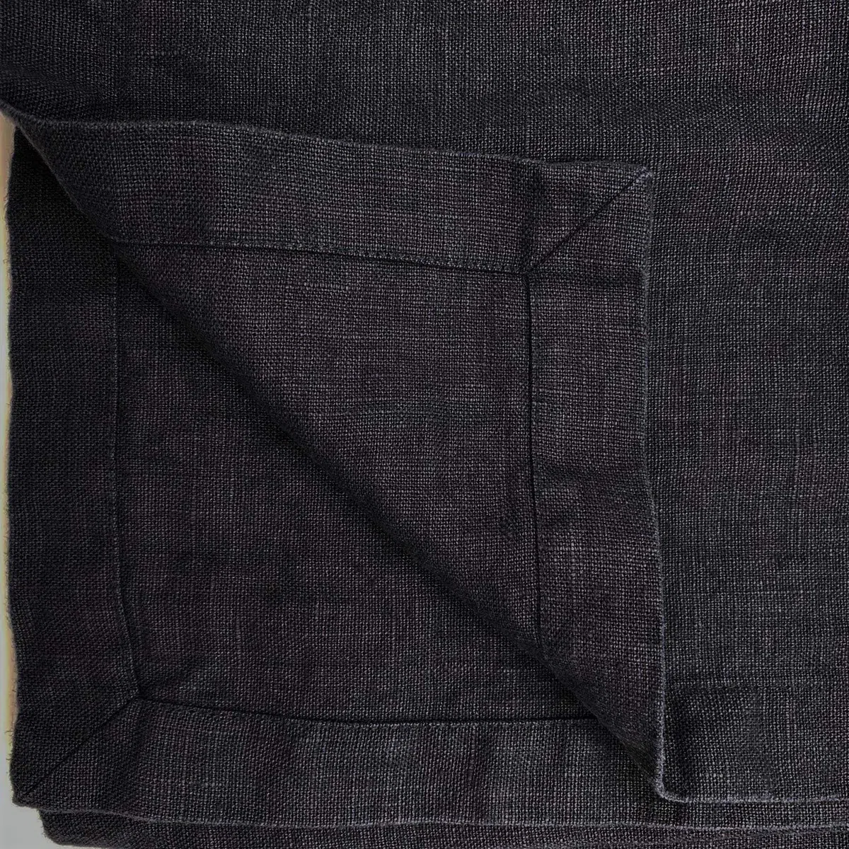 JOWOLLINA Bettüberwurf Tagesdecke Rasa aus 100% Leinen Stonewashed (Anthrazit, 250x275 cm)