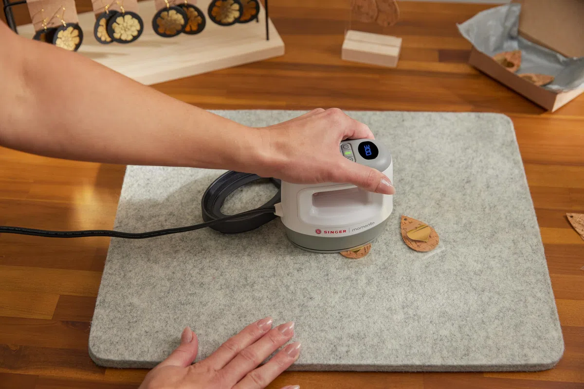 Singer® MOMENTO™ Mini Presse