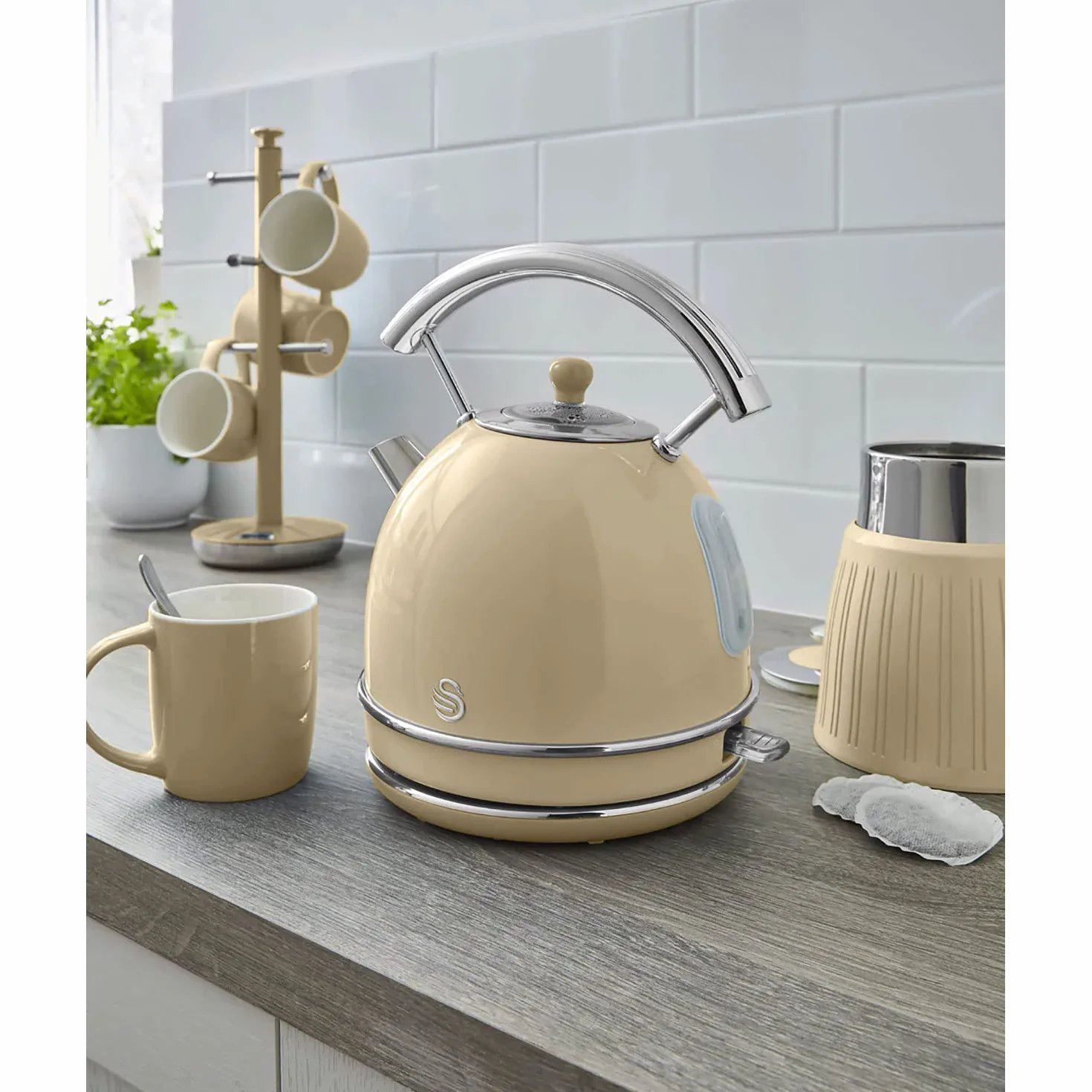 Swan Retro Set Wasserkocher 1,8L Kabellos Toaster 2 Scheiben Vintage Design Creme